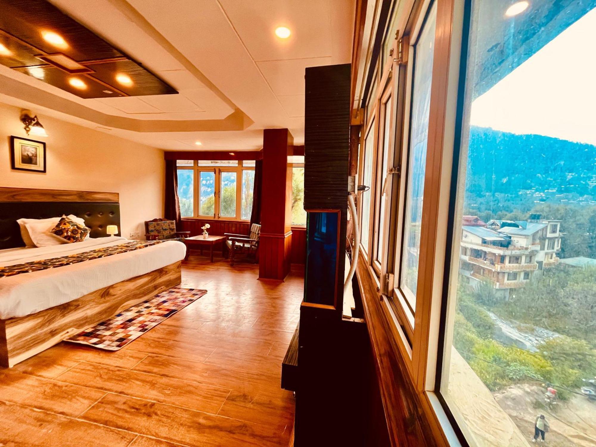 The Manali Town # Top Rated And Most Awarded Property In Manali # Parking # Restaurant - Manali (Himachal Pradesh) — Photos 2