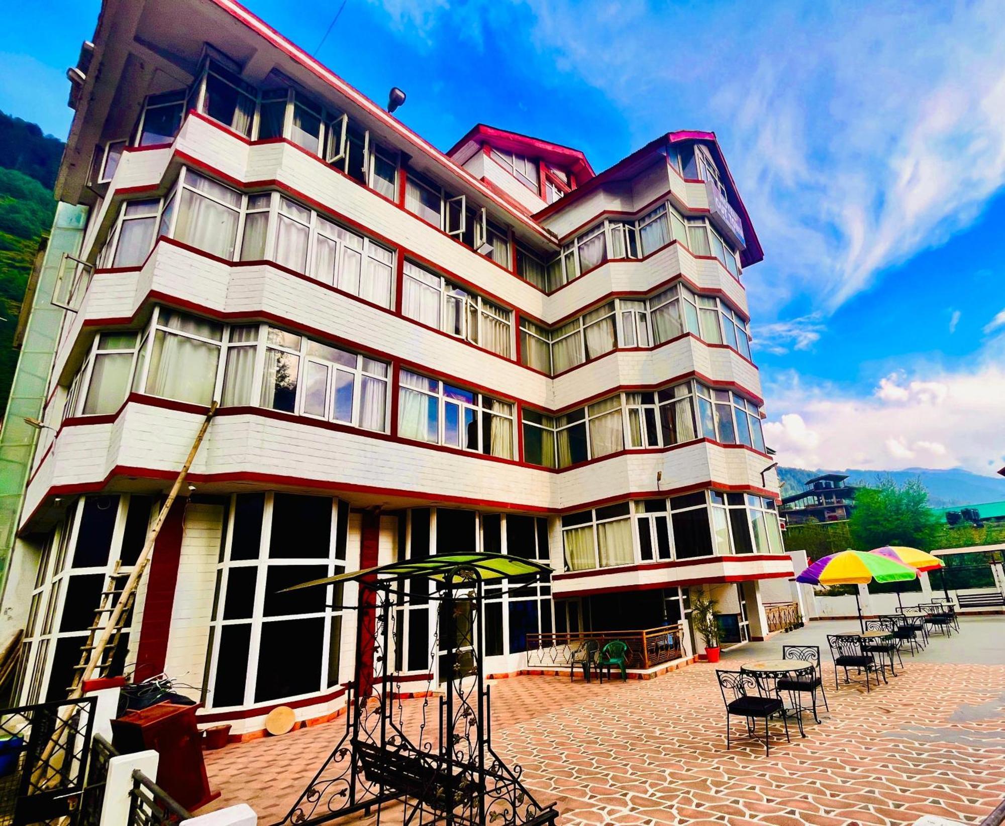 The Manali Town # Top Rated And Most Awarded Property In Manali # Parking # Restaurant - Manali (Himachal Pradesh), Manali